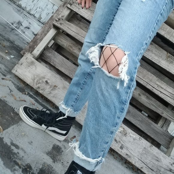 💙 Garage Distressed Medium Blue Wash Mom Jeans 💙 - Picture 7 of 8